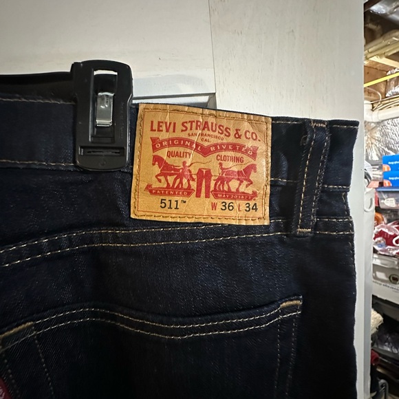 Levis 511 36x34 men’s dark blue jeans - Picture 2 of 2